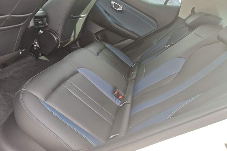 Used GAC Trumpchi GS3 2023 Shadow Speed 270T Enjoyment Edition Left Rear Seat