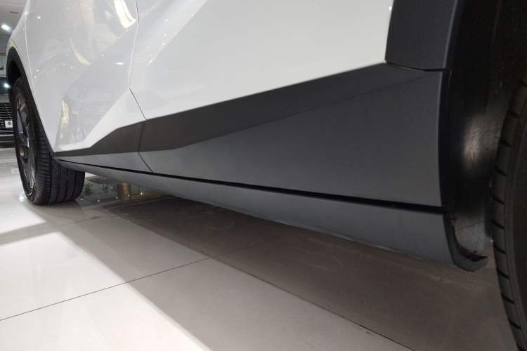 Used GAC Trumpchi GS3 2023 Shadow Speed 270T Enjoyment Edition Left Side Sill