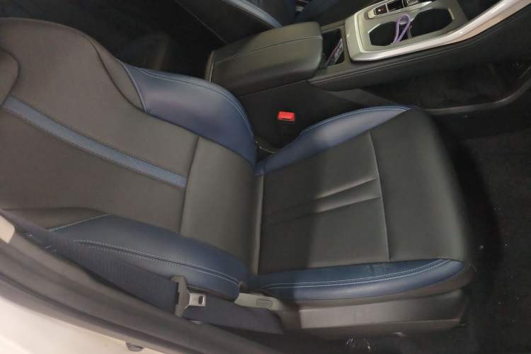 Used GAC Trumpchi GS3 2023 Shadow Speed 270T Enjoyment Edition Right Front Seat