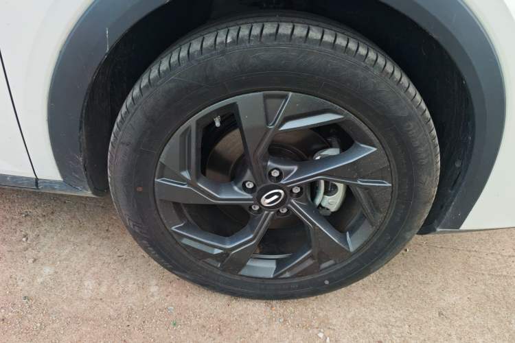 Used GAC Trumpchi GS3 2023 Shadow Speed 270T Enjoyment Edition Right Front Wheel Hub