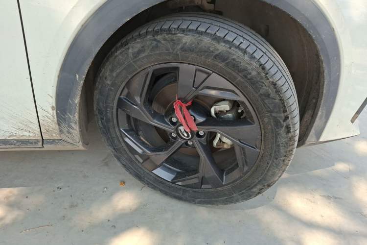 Used GAC Trumpchi GS3 2023 Shadow Speed 270T Enjoyment Edition Right Front Wheel Hub