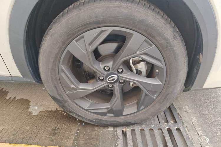 Used GAC Trumpchi GS3 2023 Shadow Speed 270T Enjoyment Edition Right Front Wheel Hub