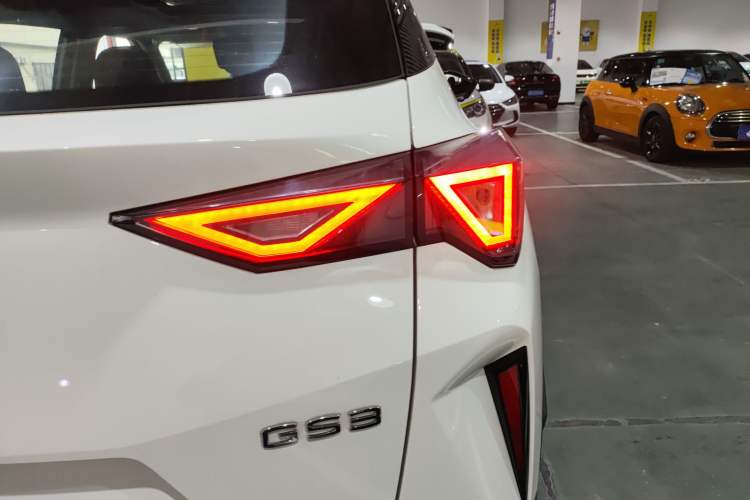 Used GAC Trumpchi GS3 2023 Shadow Speed 270T Enjoyment Edition Right Rear Taillight