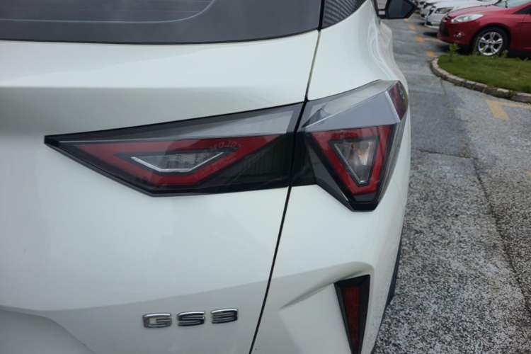 Used GAC Trumpchi GS3 2023 Yingsu 270T Jingqu Edition Right Rear Taillight