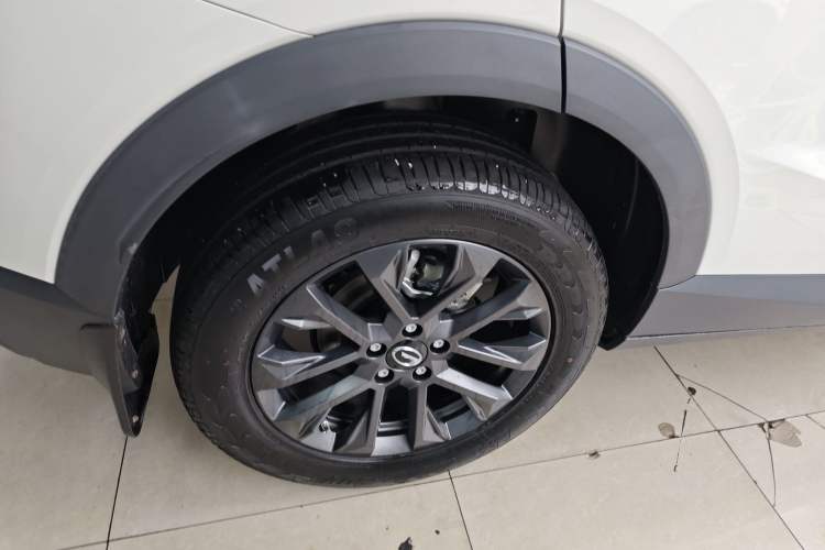 Used GAC Trumpchi GS3 2023 Yingsu 270T Jingqu Edition Right Rear Wheel Hub