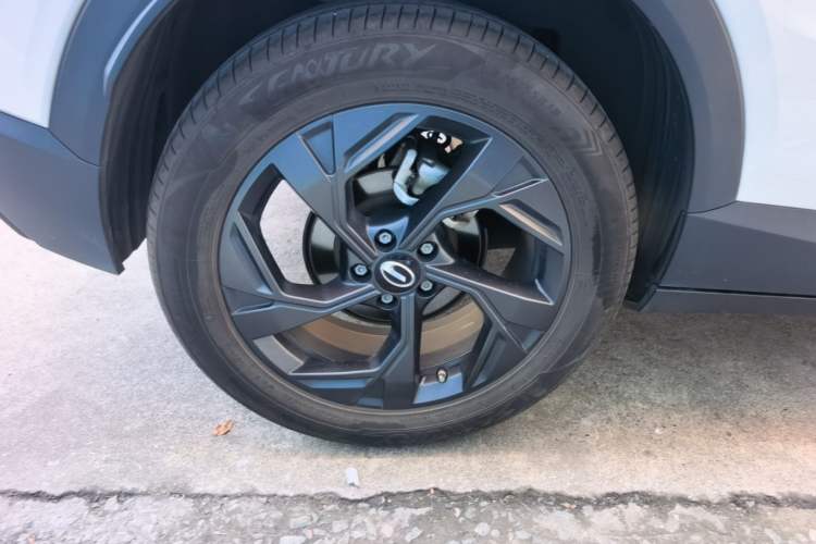 Used GAC Trumpchi GS3 2023 Shadow Speed 270T Dynamic Intelligence Edition Right Rear Wheel Hub
