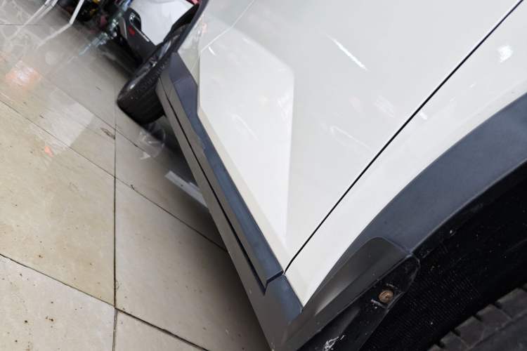 Used GAC Trumpchi GS3 2023 Yingsu 270T Jingqu Edition Right Side Sill