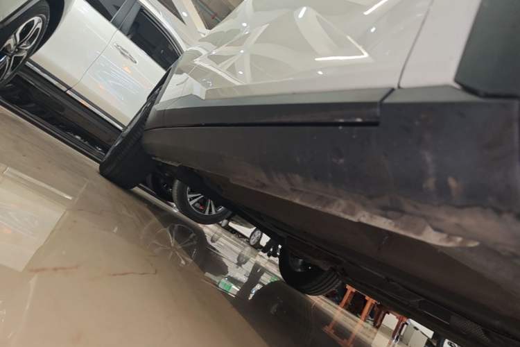 Used GAC Trumpchi GS3 2023 Shadow Speed 270T Enjoyment Edition Right Side Sill