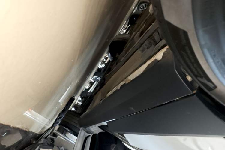 Used GAC Trumpchi GS3 2023 Shadow Speed 270T Enjoyment Edition Right Side Sill