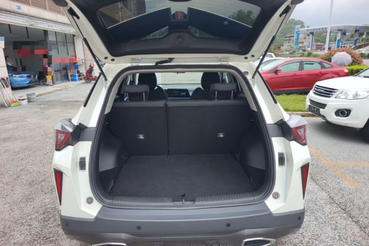 Used GAC Trumpchi GS3 2023 Yingsu 270T Jingqu Edition Trunk