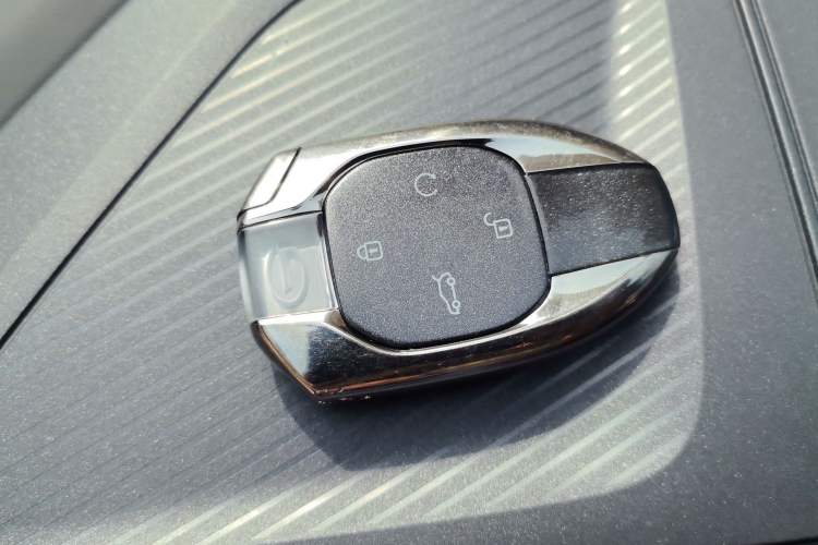 Used GAC Trumpchi GS3 2023 Shadow Speed 270T Dynamic Intelligence Edition Vehicle Key