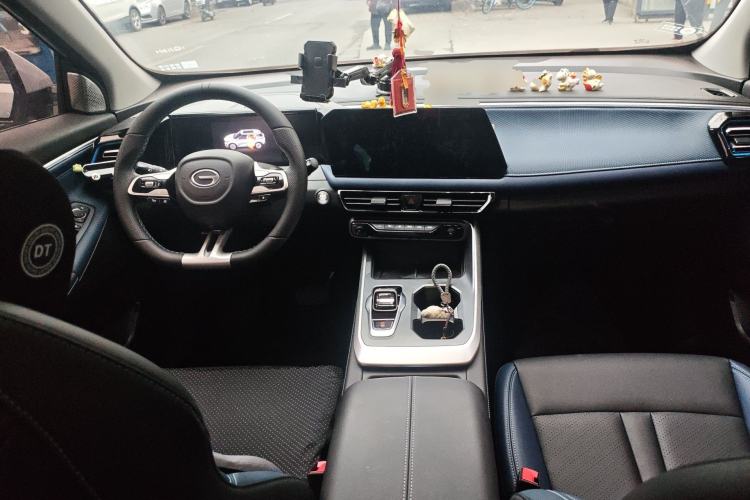 Used GAC Trumpchi GS3 2024 Shadow Speed 270T Dynamic MAX Center Console