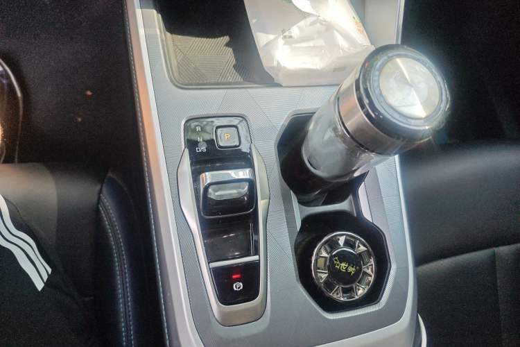 Used GAC Trumpchi GS3 2024 Shadow Speed 270T Dynamic MAX Gear Lever