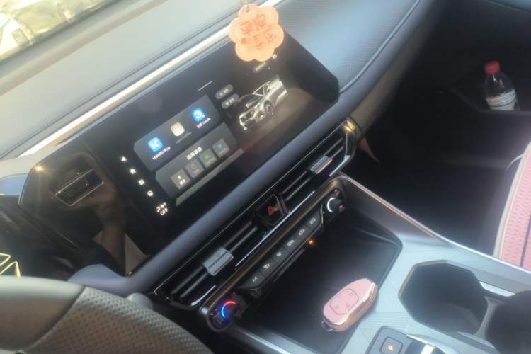 Used GAC Trumpchi GS3 2025 Shadow Speed 270T Enjoyment Edition Soaring to New Heights Audio And AC Panel