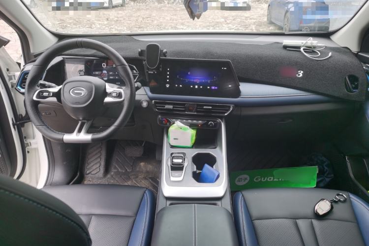 Used GAC Trumpchi GS3 2025 Shadow Speed 270T Enjoyment Edition Soaring to New Heights Center Console