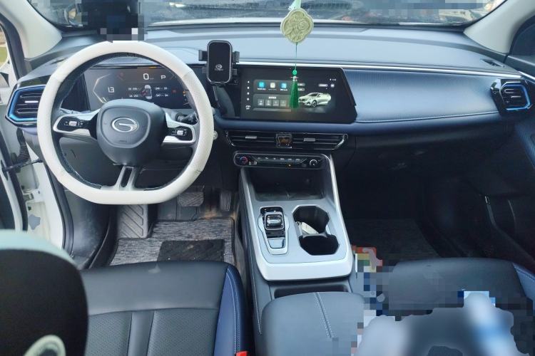 Used GAC Trumpchi GS3 2025 Shadow Speed 270T Enjoyment Edition Soaring to New Heights Center Console