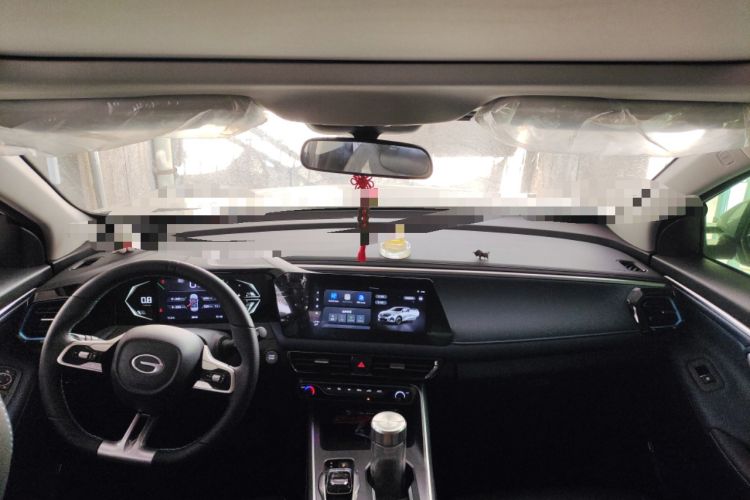 Used GAC Trumpchi GS3 2025 Shadow Speed 270T Enjoyment Edition Soaring to New Heights Center Console