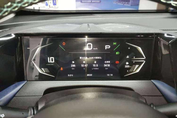 Used GAC Trumpchi GS3 2025 Shadow Speed 270T Enjoyment Edition Soaring to New Heights Instrument Cluster