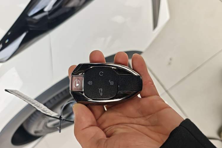 Used GAC Trumpchi GS3 2025 Shadow Speed 270T Enjoyment Edition Soaring to New Heights Interior 1