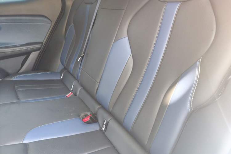 Used GAC Trumpchi GS3 2025 Shadow Speed 270T Enjoyment Edition Soaring to New Heights Left Rear Seat