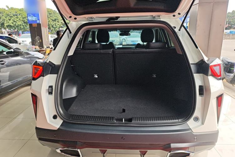 Used GAC Trumpchi GS3 2025 Shadow Speed 270T Enjoyment Edition Soaring to New Heights Trunk