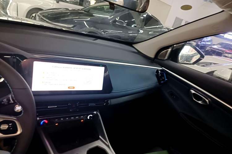 Used GAC Trumpchi GS3 2026 Model Shadow Speed 270T Enjoyment Edition Audio And AC Panel