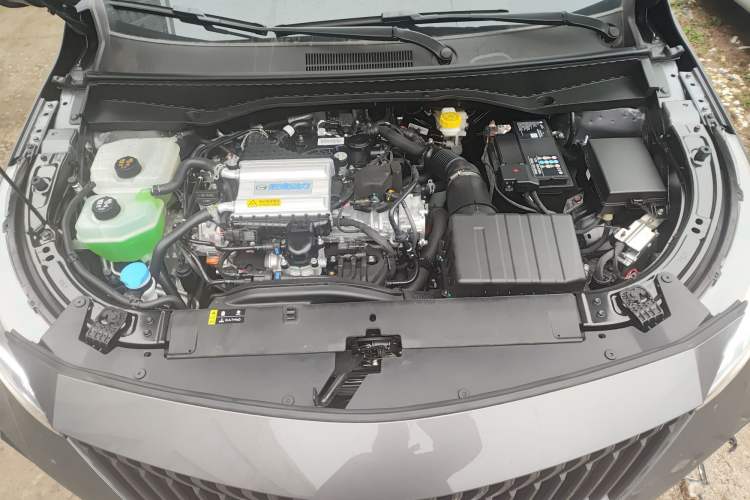 Used GAC Trumpchi GS3 2026 Model Shadow Speed 270T Enjoyment Edition Engine Bay