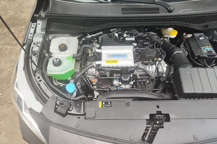 Used GAC Trumpchi GS3 2026 Model Shadow Speed 270T Enjoyment Edition Engine Bay Right