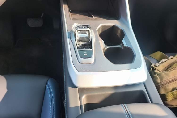 Used GAC Trumpchi GS3 2026 Model Shadow Speed 270T Enjoyment Edition Gear Lever