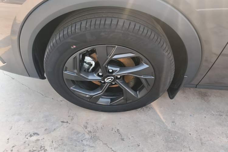 Used GAC Trumpchi GS3 2026 Model Shadow Speed 270T Enjoyment Edition Left Front Wheel Hub