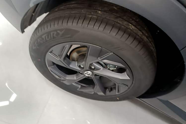 Used GAC Trumpchi GS3 2026 Model Shadow Speed 270T Enjoyment Edition Right Rear Wheel Hub