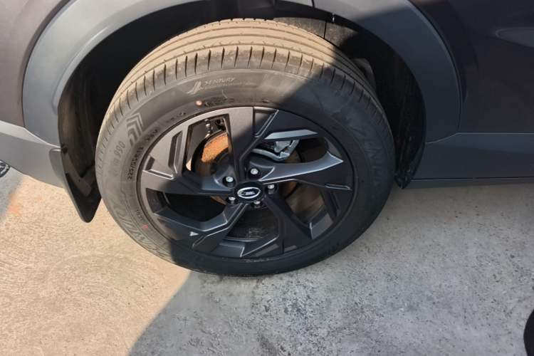 Used GAC Trumpchi GS3 2026 Model Shadow Speed 270T Enjoyment Edition Right Rear Wheel Hub