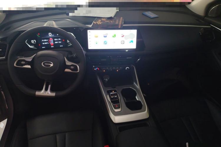 Used GAC Trumpchi GS3 2026 Model Shadow Speed 270T Enjoyment Edition Center Console