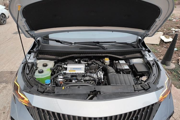 Used GAC Trumpchi GS3 2026 Model Shadow Speed 270T Enjoyment Edition Engine Bay