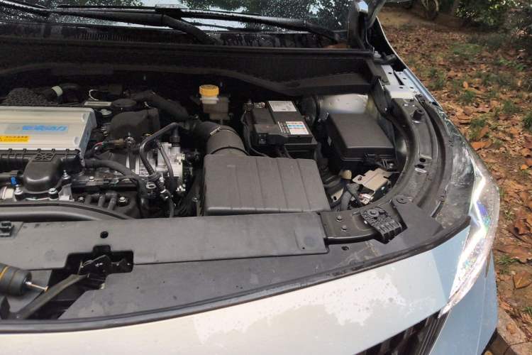 Used GAC Trumpchi GS3 2026 Model Shadow Speed 270T Enjoyment Edition Engine Bay Left