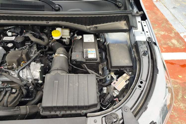 Used GAC Trumpchi GS3 2026 Model Shadow Speed 270T Enjoyment Edition Engine Bay Left