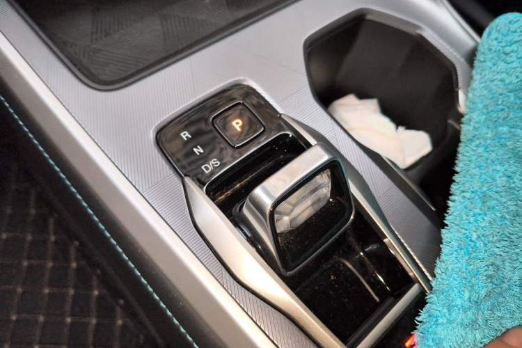 Used GAC Trumpchi GS3 2026 Model Shadow Speed 270T Enjoyment Edition Gear Lever
