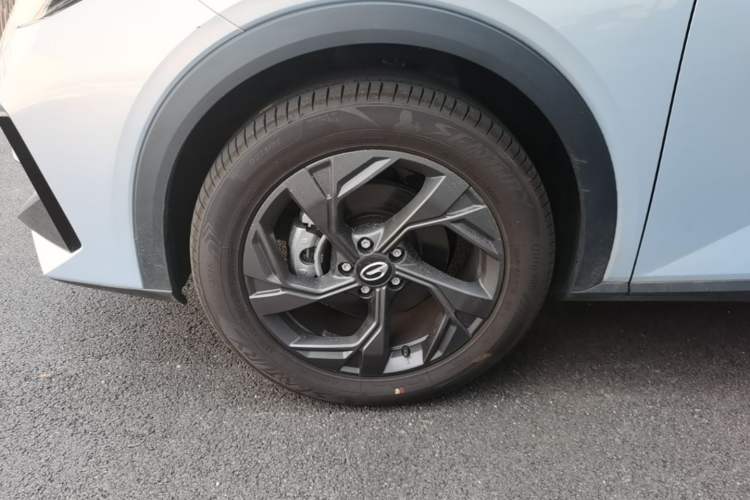 Used GAC Trumpchi GS3 2026 Model Shadow Speed 270T Enjoyment Edition Left Front Wheel Hub