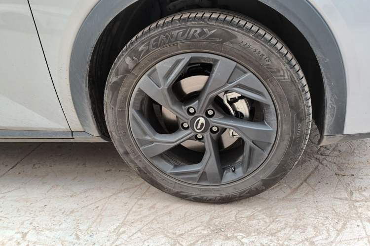 Used GAC Trumpchi GS3 2026 Model Shadow Speed 270T Enjoyment Edition Right Front Wheel Hub