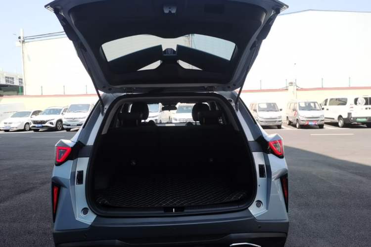 Used GAC Trumpchi GS3 2026 Model Shadow Speed 270T Enjoyment Edition Trunk