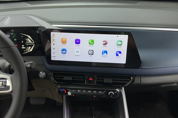 Used GAC Trumpchi GS3 2026 Model Shadow Speed 270T Enjoyment Edition Audio And AC Panel