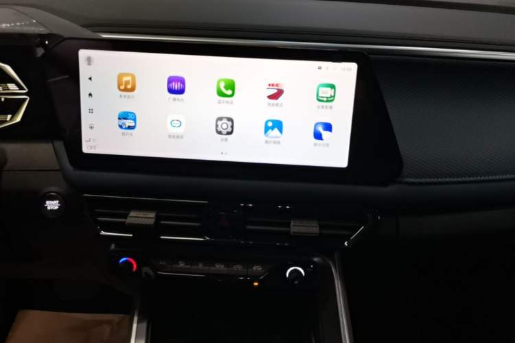 Used GAC Trumpchi GS3 2026 Model Shadow Speed 270T Enjoyment Edition Audio And AC Panel