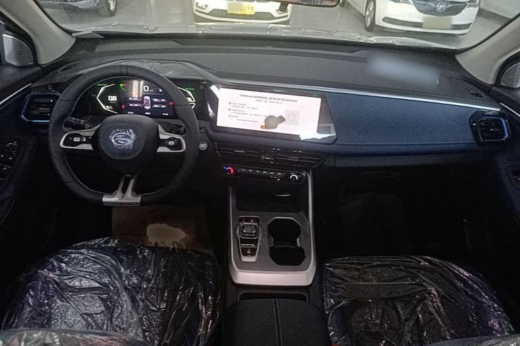 Used GAC Trumpchi GS3 2026 Model Shadow Speed 270T Enjoyment Edition Center Console