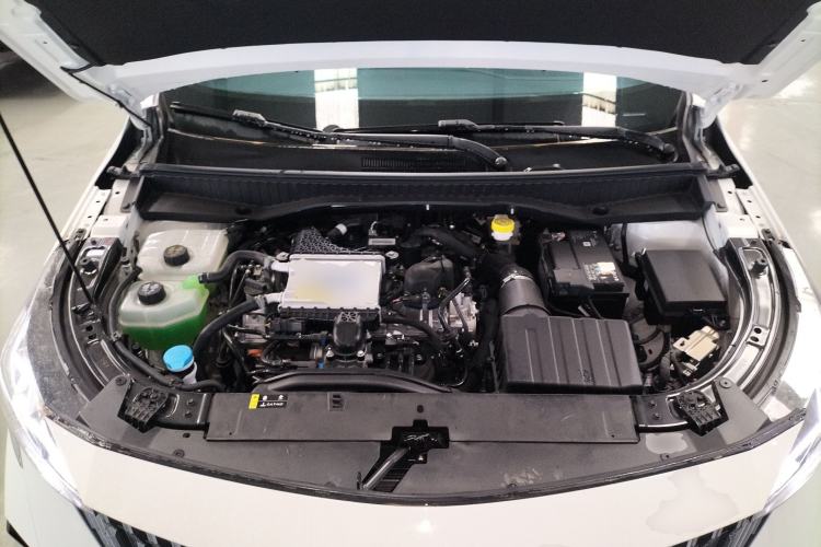 Used GAC Trumpchi GS3 2026 Model Shadow Speed 270T Dynamic Edition Engine Bay