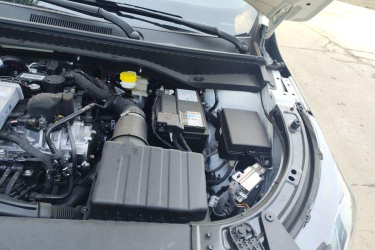 Used GAC Trumpchi GS3 2026 Model Shadow Speed 270T Enjoyment Edition Engine Bay Left
