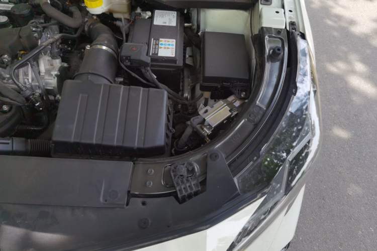 Used GAC Trumpchi GS3 2026 Model Shadow Speed 270T Enjoyment Edition Engine Bay Left