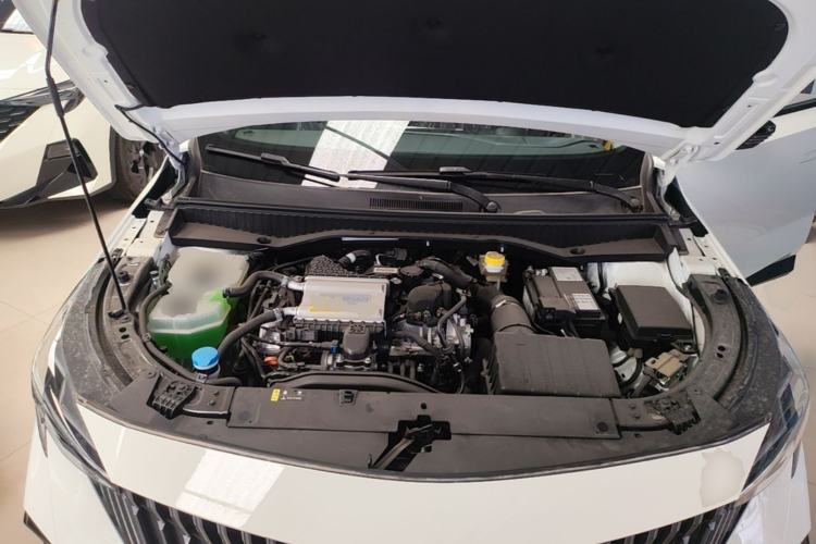 Used GAC Trumpchi GS3 2026 Model Shadow Speed 270T Dynamic Edition Engine Bay