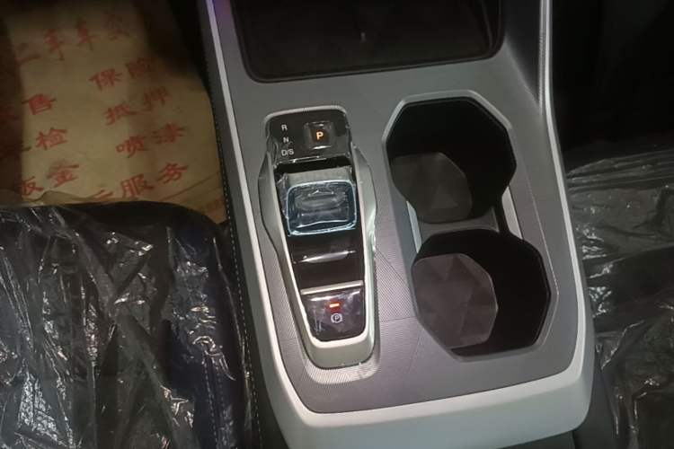 Used GAC Trumpchi GS3 2026 Model Shadow Speed 270T Enjoyment Edition Gear Lever