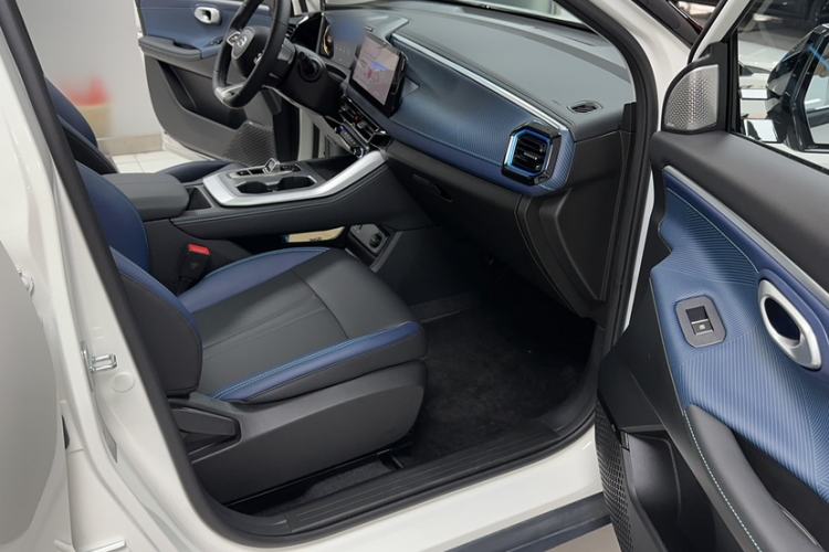 Used GAC Trumpchi GS3 2026 Model Shadow Speed 270T Enjoyment Edition Interior 1