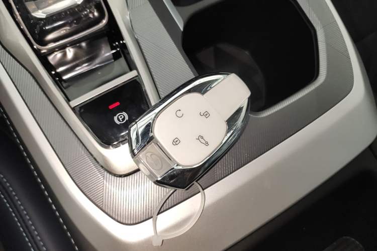 Used GAC Trumpchi GS3 2026 Model Shadow Speed 270T Dynamic Edition Interior 1
